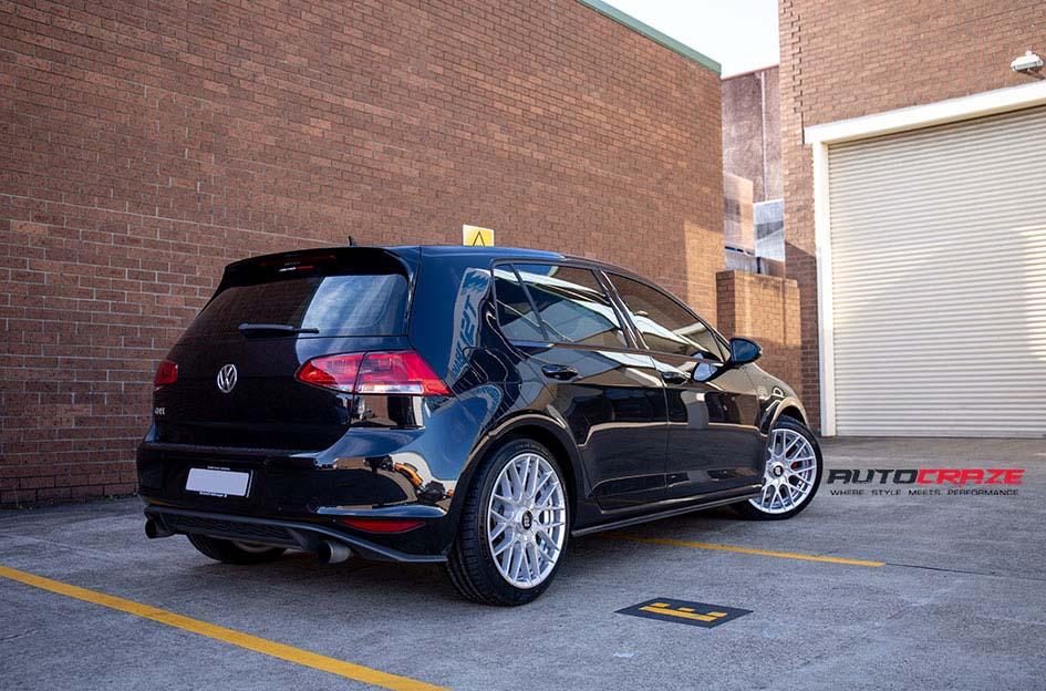 VOLKSWAGEN GOLF RSE SILVER